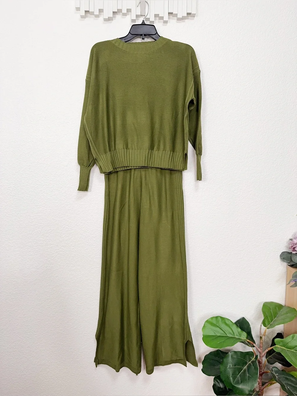 FME Olive Green Knit Sweater Wide Leg Pants Two Piece Matching Set NWOT